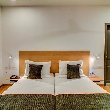 Hotel Oyo Townhouse 104 Koramangala Maharaja Signal Bengaluru Zewnętrze zdjęcie
