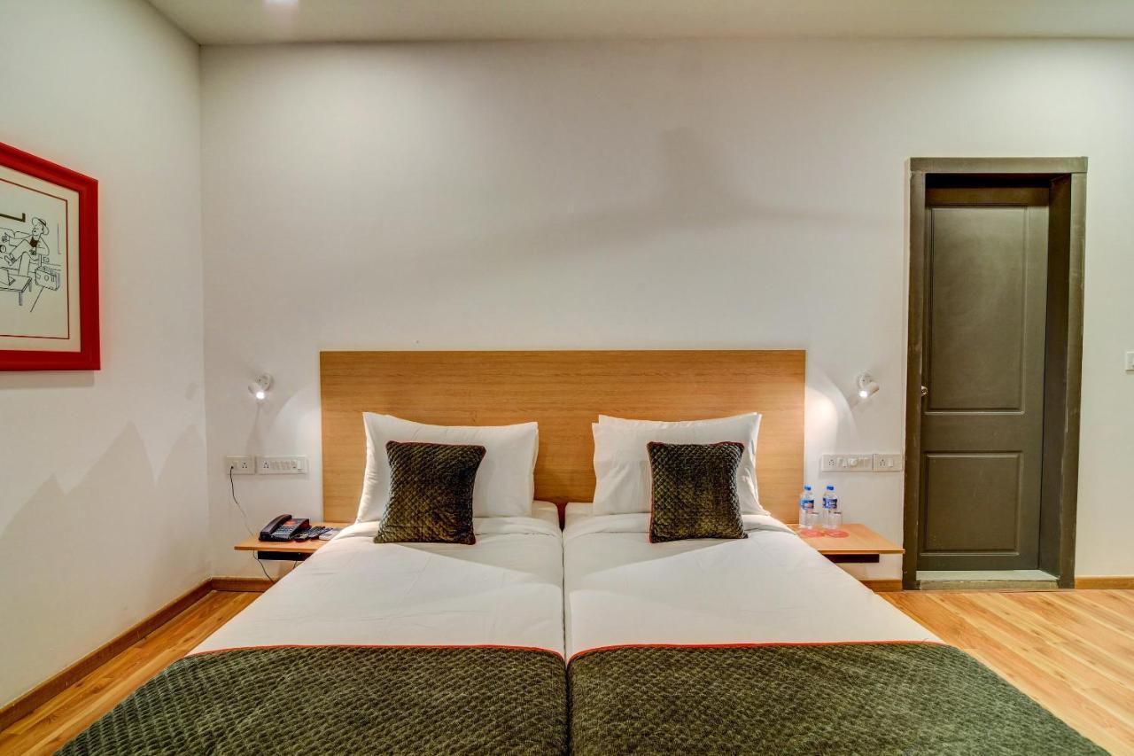 Hotel Oyo Townhouse 104 Koramangala Maharaja Signal Bengaluru Zewnętrze zdjęcie