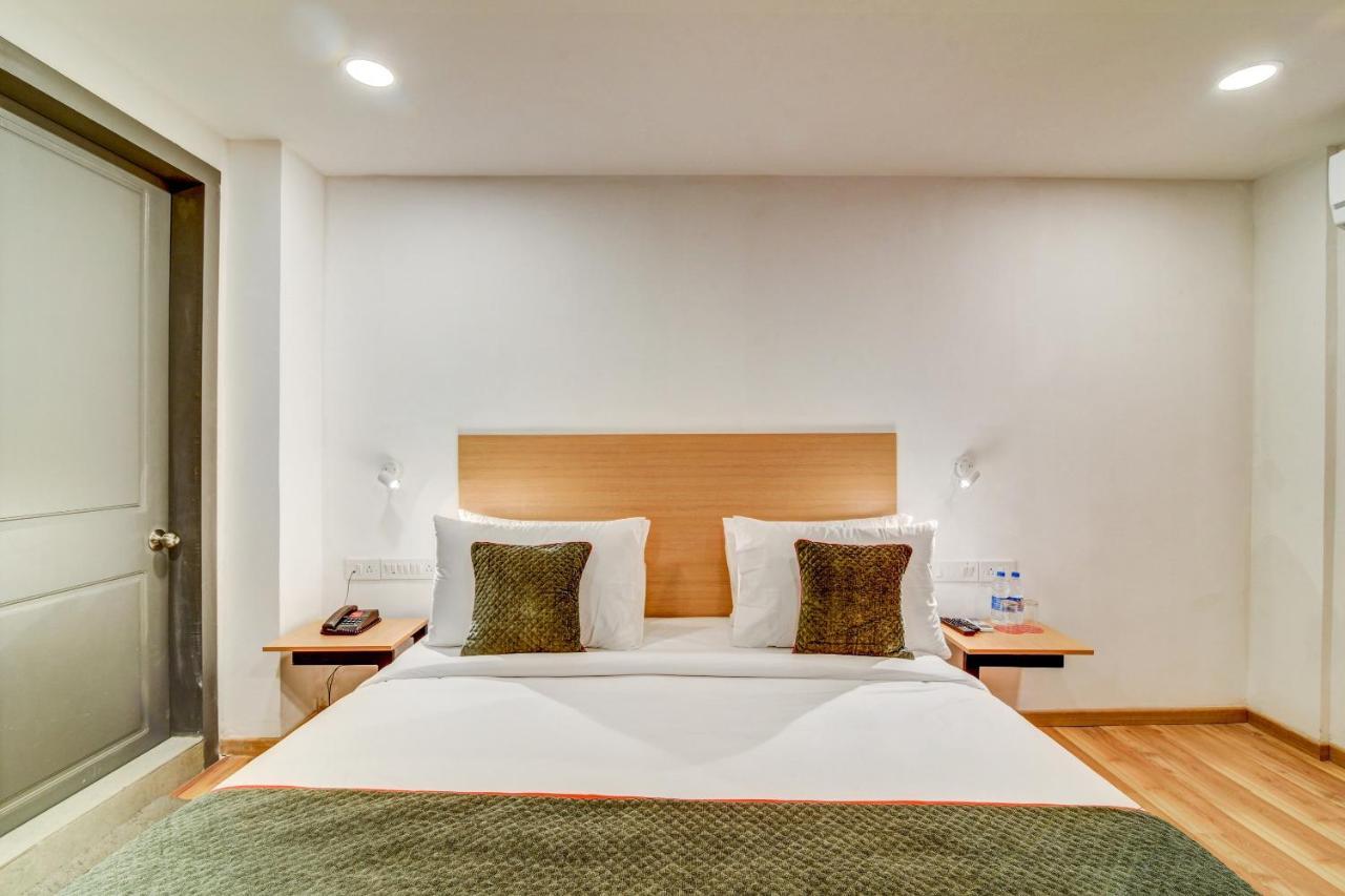 Hotel Oyo Townhouse 104 Koramangala Maharaja Signal Bengaluru Zewnętrze zdjęcie