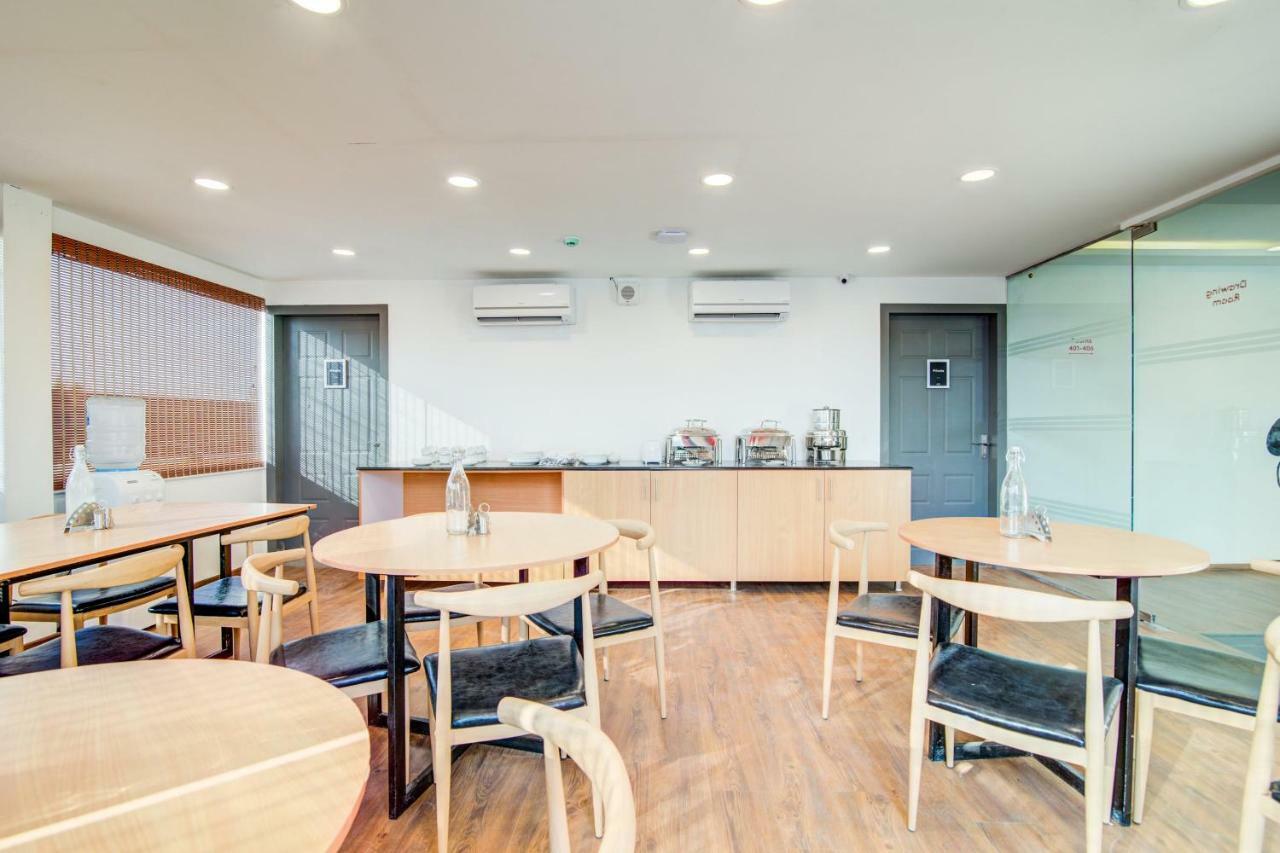 Hotel Oyo Townhouse 104 Koramangala Maharaja Signal Bengaluru Zewnętrze zdjęcie