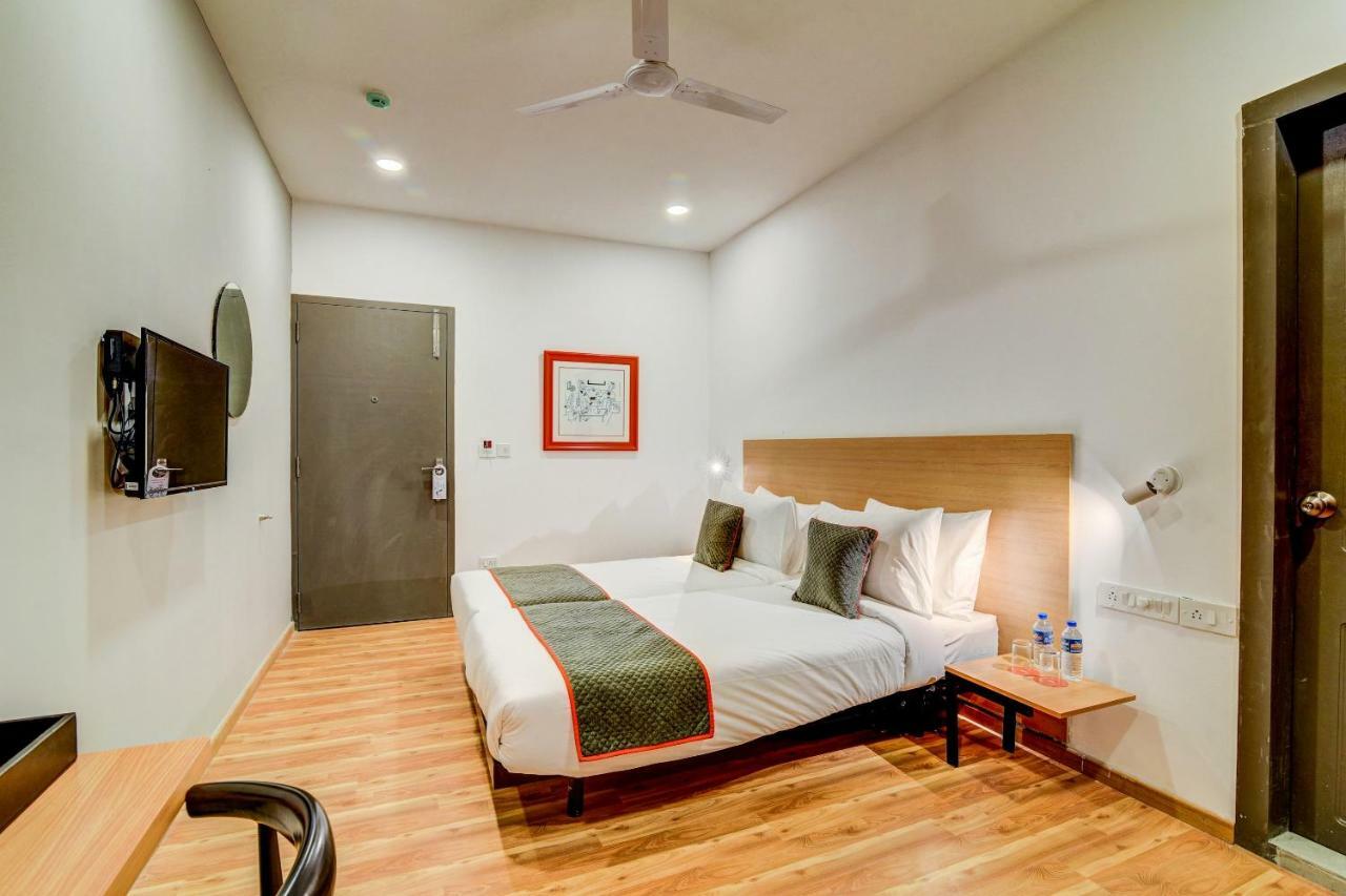 Hotel Oyo Townhouse 104 Koramangala Maharaja Signal Bengaluru Zewnętrze zdjęcie
