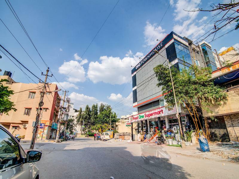 Hotel Oyo Townhouse 104 Koramangala Maharaja Signal Bengaluru Zewnętrze zdjęcie